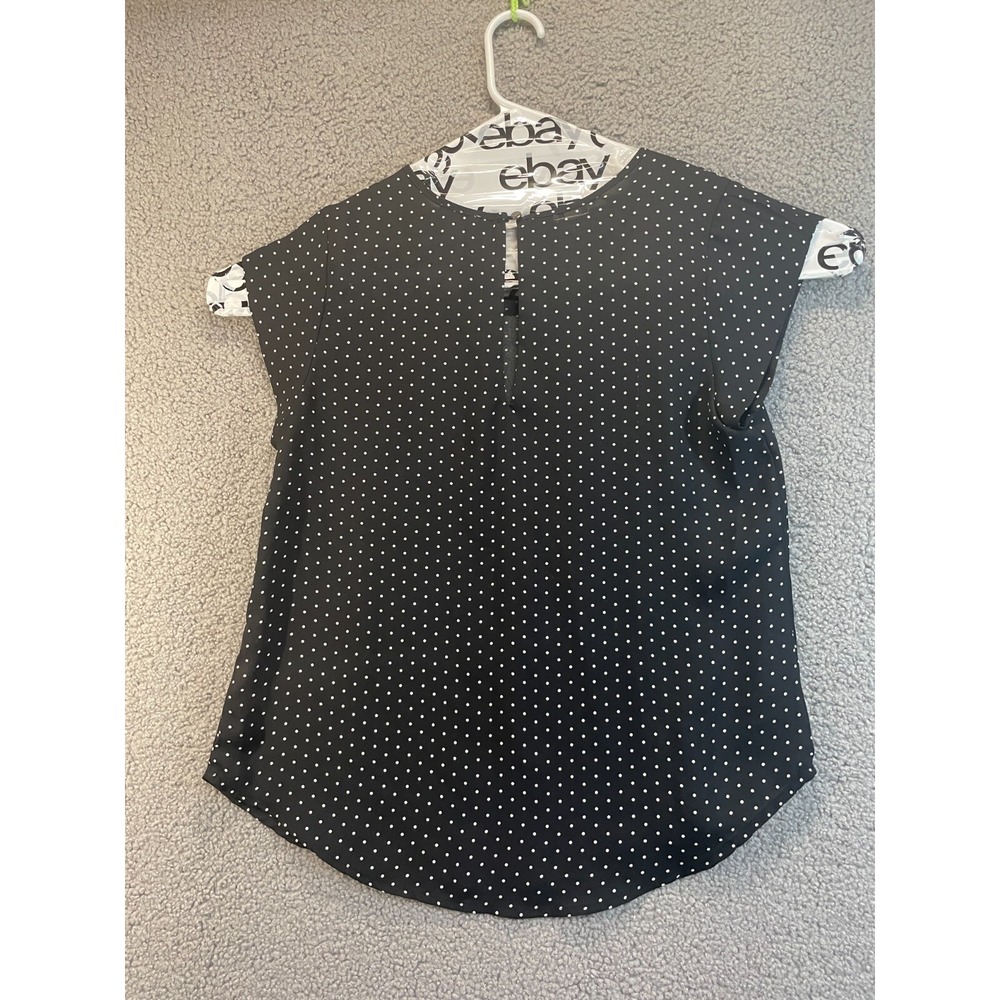 Lily White Black w/ WhiteDot Cap Sleeve Round Neck Blouse Women's Sz M‎